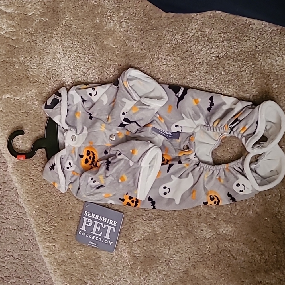 BRAN-NEW BERKSHIRE PET COLLECTION
